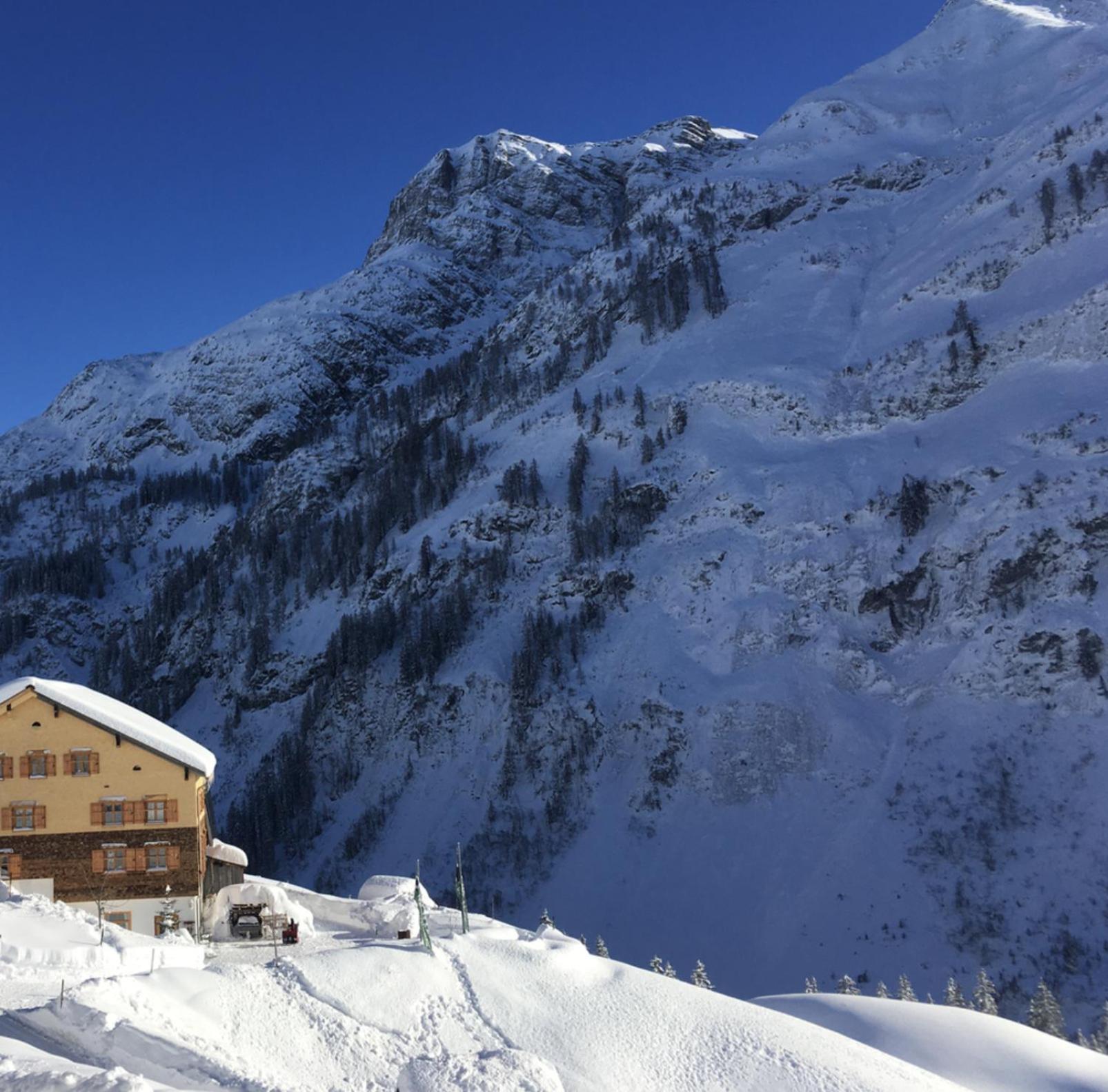 Aelpler Stuba Appartements Am Laerchenhof Warth  外观 照片